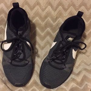 Nike Sneakers DualRacer